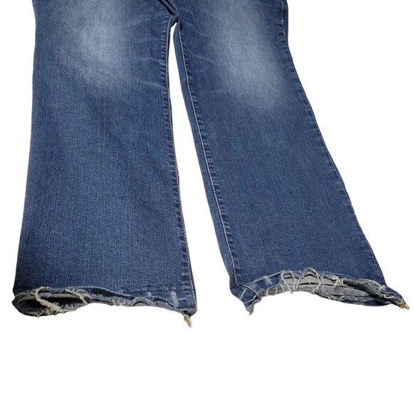 Torrid Mid Rise Slim Boot Jeans Womens Plus Size 22 Short Medium Wash Denim Pant - Picture 5 of 8